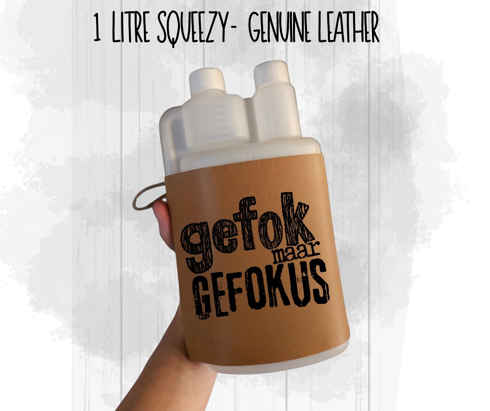 Leather Squeezy Bottle - 1L - Image 9